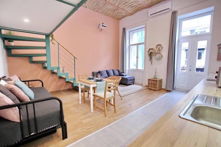 Apartment Canga Downtown For 6ppl, Balcony, Projector *